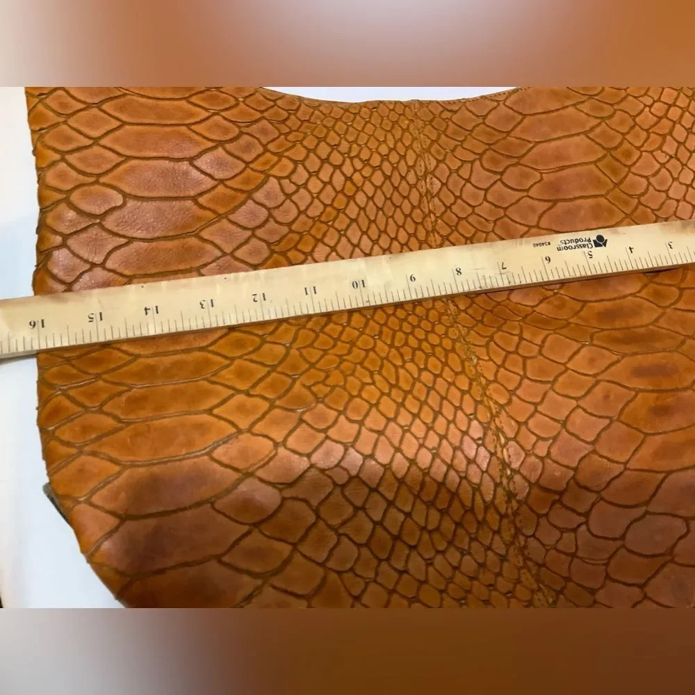 Jenrigo Made in Italy brown snake texture leather hobo shoulder bag